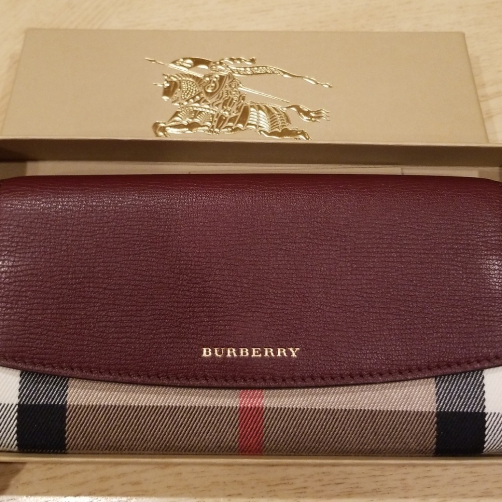 Burberry Horsferry Check Wallet